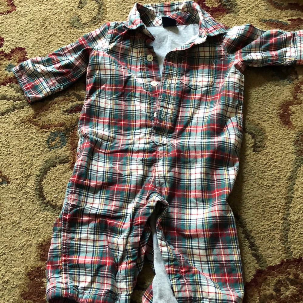 Gap long sleeve onesie size 3-6 months